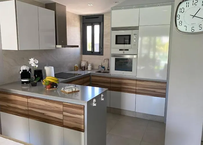 Appartement Luxury Penthouse With Private Rooftop Terrace, Pool, Punta Prima, Torrevieja