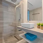 Lejlighed Luxury Penthouse With Private Rooftop Terrace, Pool, Punta Prima, Torrevieja *