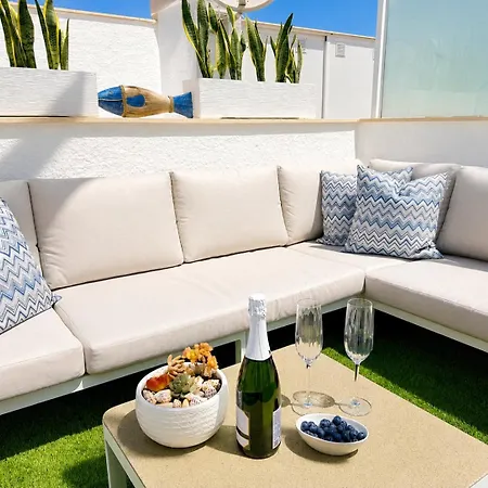 Luxury Penthouse With Private Rooftop Terrace, Pool, Punta Prima,