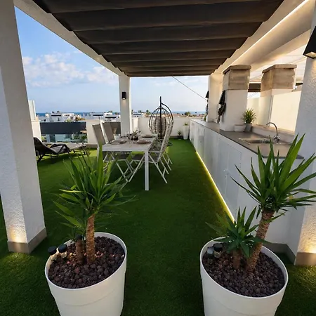 Luxury Penthouse With Private Rooftop Terrace, Pool, Punta Prima, Apartment *