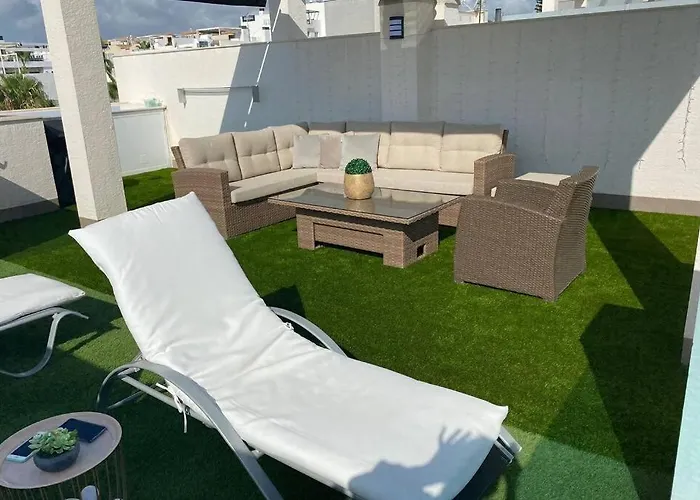 Luxury Penthouse With Private Rooftop Terrace, Pool, Punta Prima, Torrevieja Lägenhet *