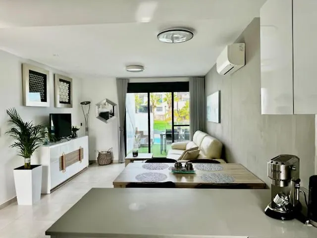 Lägenhet Luxury Penthouse With Private Rooftop Terrace, Pool, Punta Prima, Torrevieja *